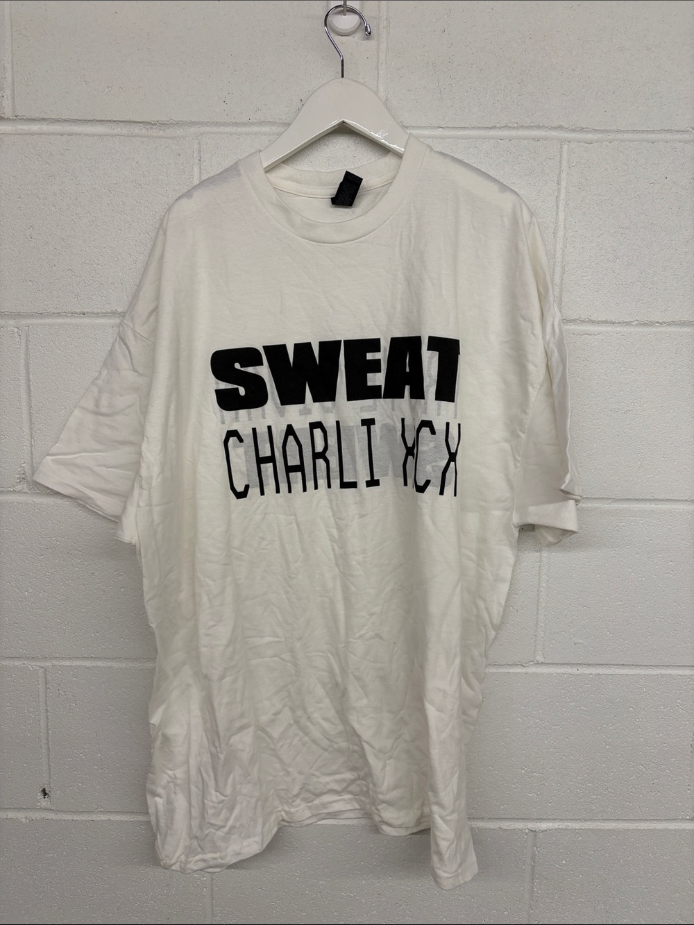 New SZ 2X unisex Charli XCX SWEAT Graphic Tee - White band artist music white